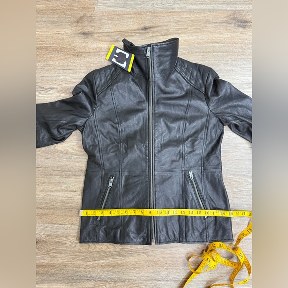 New Marc New York Andrew Marc Black Leather Jacket Size S NWT - Picture 11 of 11